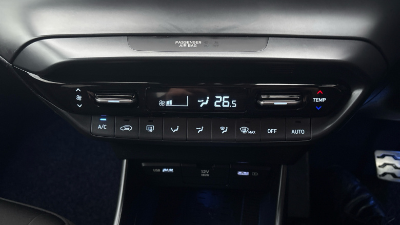 Hyundai BAYON 1.0 TGDi 48V MHEV Premium 5dr DCT Petrol Hatchback